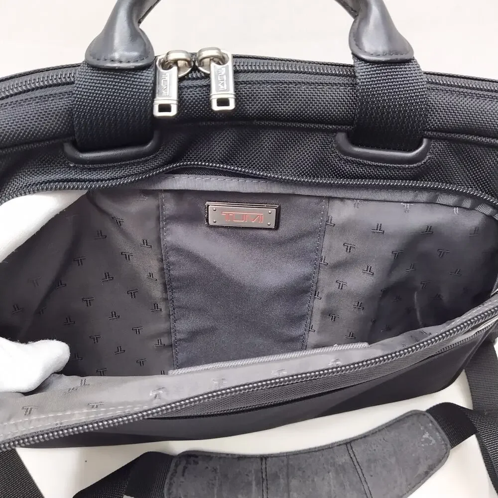 Tumi 2 Way Black Nylon Zipper Around Laptop Briefcase Messenger Bag - Picture 11 of 16
